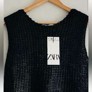 Zara Women’s Black  Knit Top/Vest